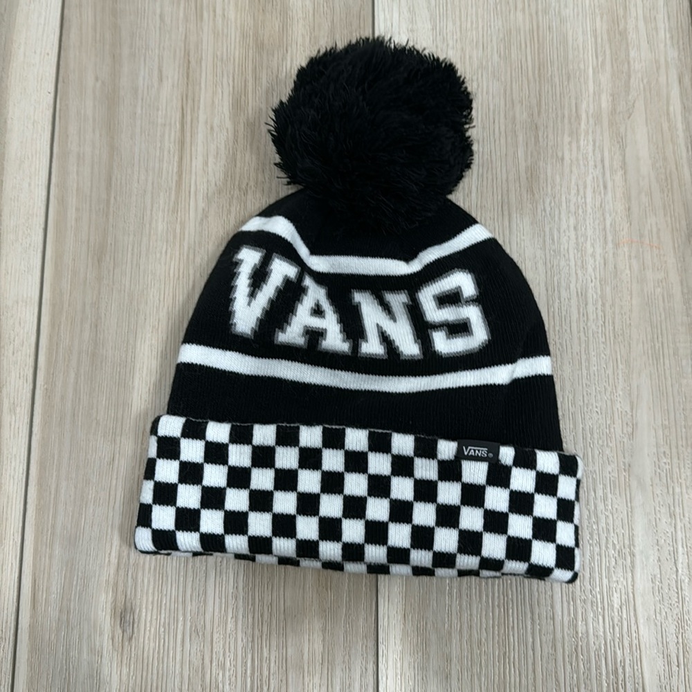 Vans unisex hat with pop pom